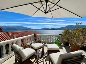 Lovenest: romantic apartment overlooking the lake